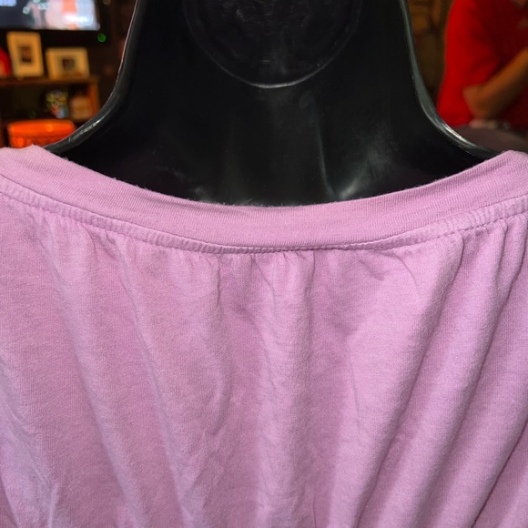 Liz Lange Maternity V-Neck Shirt - Picture 5 of 6